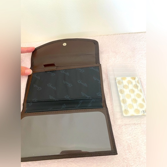 BUXTON LEATHER WALLET - Picture 6 of 7